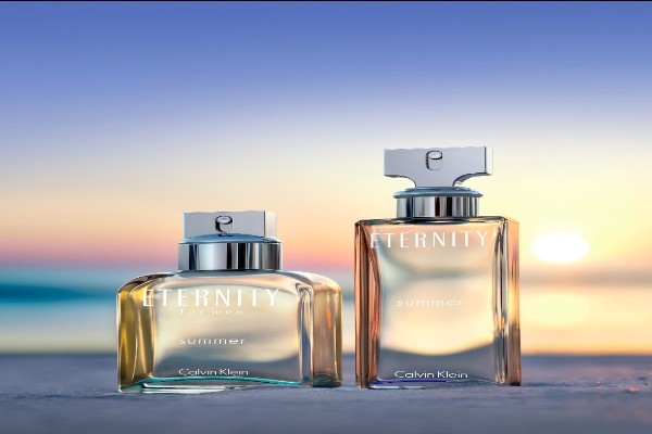 Calvin-Klein-Eternity-Summer-limited-edition-2015-man-and-woman-with-background-AED-270-AED-310 (1)